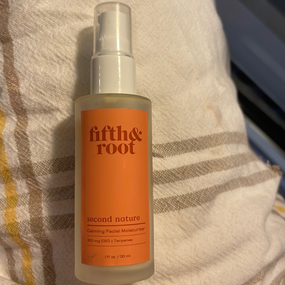 Fifth and root CBD moisturizer